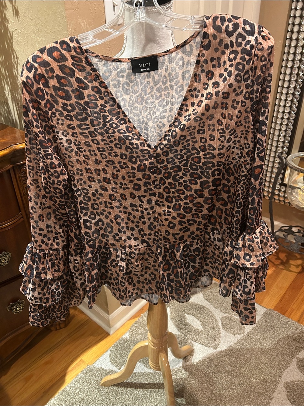 VICI Brown Leopard Print Ruffle V-Neck Blouse medium. Like new